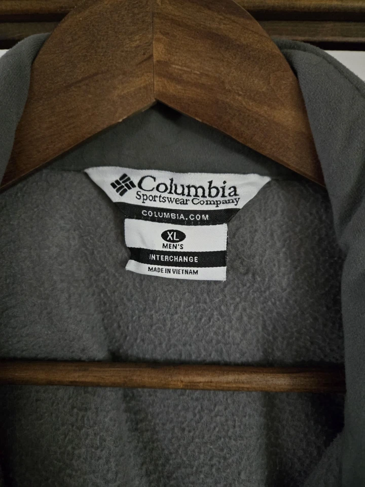 Columbia Men's XL Bugaboo Interchange Jacket, Grape & Black, Very Good Condition - Image 3 of 4