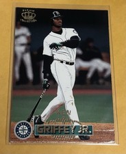 1996 Pacific Crown Collection Ken Griffey Jr. #410 Seattle Mariners