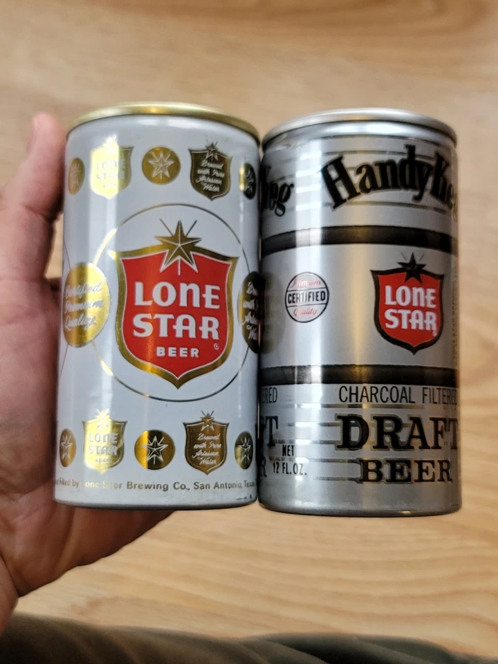 Latas de cerveza Lone Star vintage de los años 70 de 12 oz nunca llenas exhibición barril manual Texas Foto 2 de 4