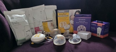 Medela swing maxi hand free pump Bundle W/Motif Breastmilk Storage Bags, Etc 