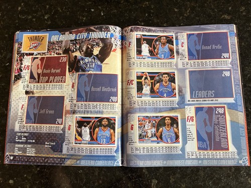 ALBUM FIGURINE NBA PANINI 2010-11 PARZIALMENTE COMPLETO! INCLUDE 92 ADESIVI! - Foto 11 di 18