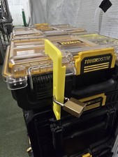 DEWALT DS100 TOUGHSYSTEM 2.0 Toolbox with Lockable Clear Lid