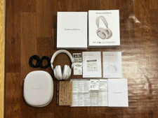 Bowers  Wilkins PX7 S2e Over-Ear Noise-Canceling Headphones white wireless
