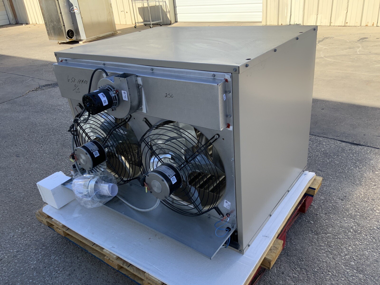 Lennox LF24-250A-5 Gas Heater Aluminized Steel Horizontal 250,000 Btu | eBay