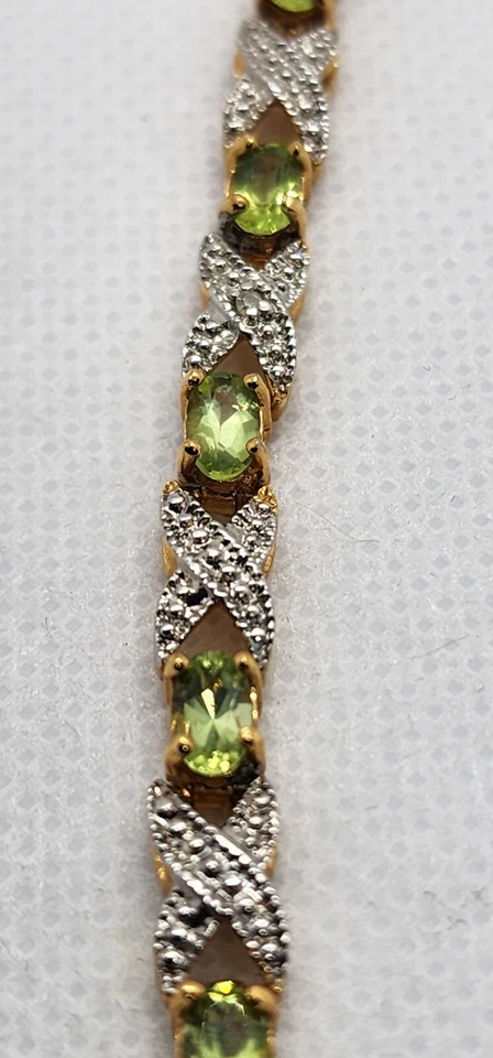 925 STERLING SILVER VERMEIL PERIDOT AND DIAMONDS BRACELET SIZE 7 IN - Image 2 of 4