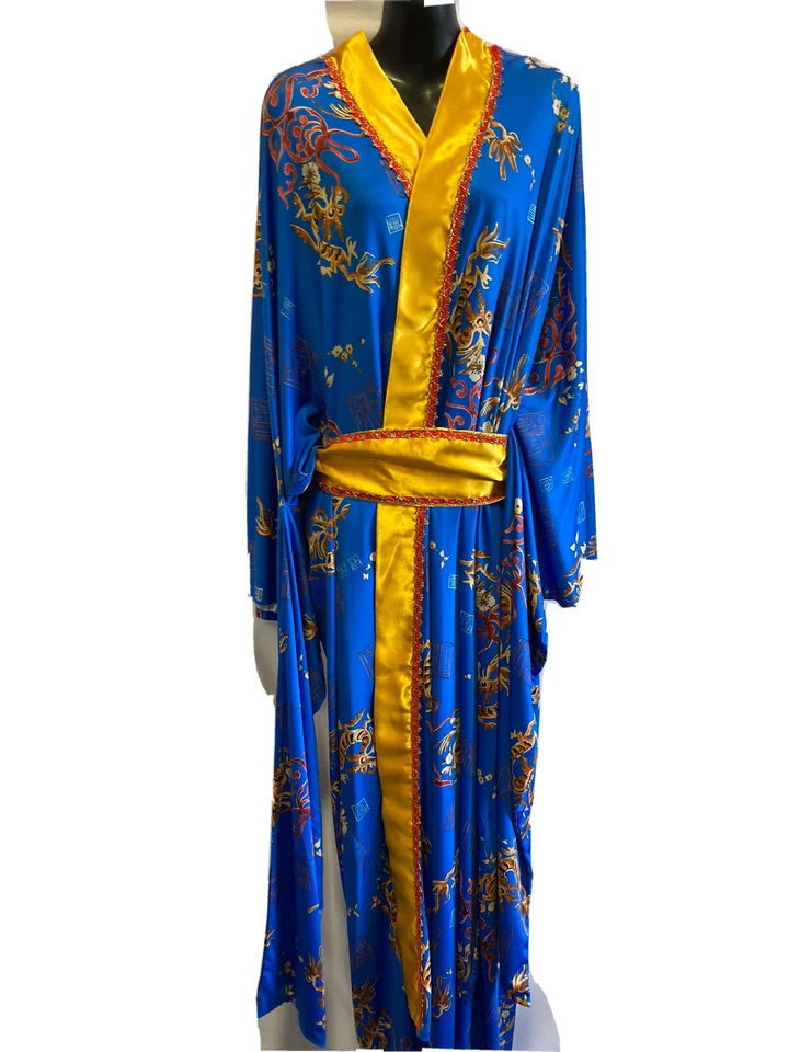 Japanese Kimono & Geisha Wig  - Image 4 of 4