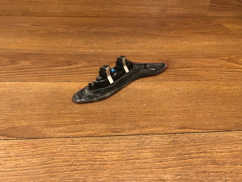 FEU DE POSITION MONTÉ CARRÉ CÔTÉ RH ARRIÈRE DROIT CHEVROLET BOLT EV 2017-2021 OEM - Photo 12/12