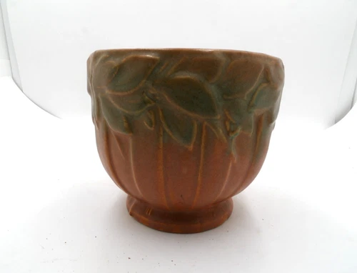 Vintage unmarked McCoy 4 1/2" Sand Butterfly Jardinière Brown Ribbed