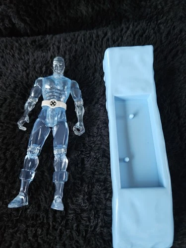 1993 Toy Biz Marvel Uncanny X-Men Iceman 5” Action Figure w/ Ice Slide NOS VTG
