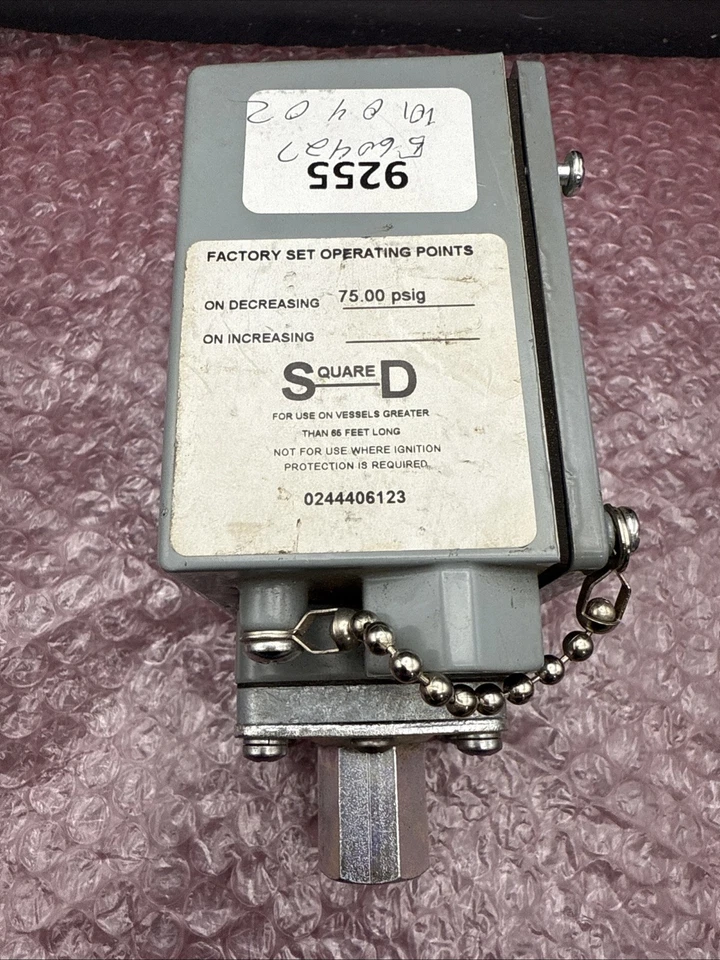 Square D 9012GAW5 Druckschalter, Klasse: 9012, Serie: C, Typ: GAW-5 - Bild 2 von 4