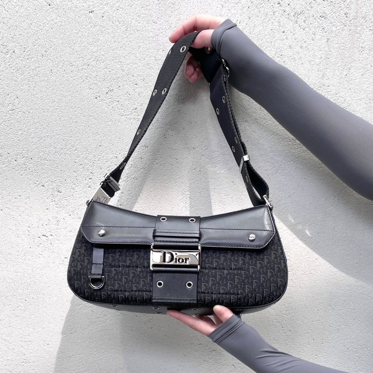 RAREDIOR Street Chic Trotter Canvas & Leather HOBO Shoulder Bag