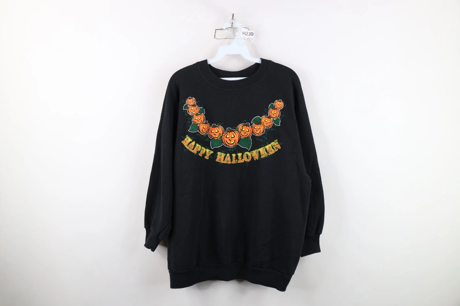 Vintage 80s 90s Streetwear Womens XL Faded Happy Halloween Crewneck Sweatshirt