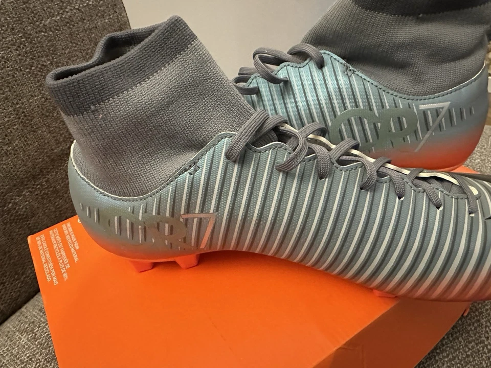 SCARPE DA CALCIO NIKE MERCURIAL VICTORY VI CR7 DF FG NR 46 New Cristiano Ronaldo - Immagine 4 di 4