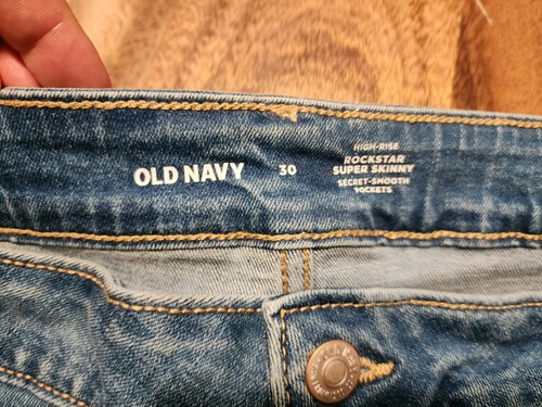 Old Navy High Rise Rockstar Super Skinny Medium Rinse Jeans Size 30 NWT - Picture 3 of 8
