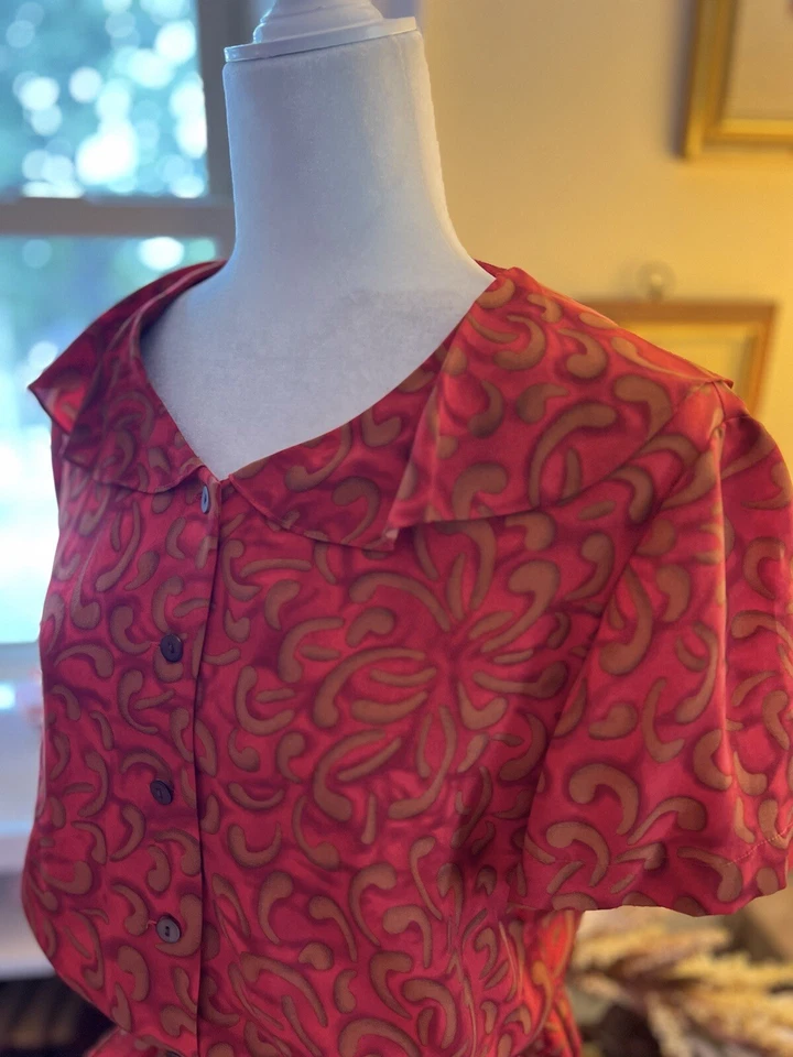 Donna Morgan Women Silk Skirt Suit Size 6 Red Vintage Business Skirt Set dress - Image 4 of 4