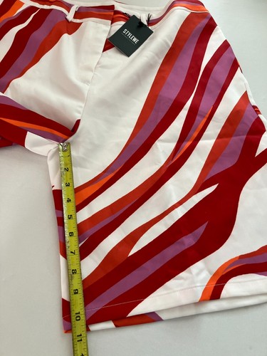 Styleme White Shorts Red Print Plus Size 2XL High Rise Pockets 10" Inseam NEW - Picture 4 of 11