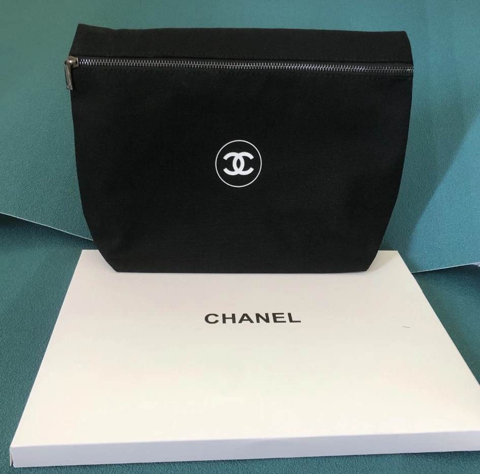 🖤Chanel Beauty Cosmetic Make Up Clutch / Pouch Bag Black Large