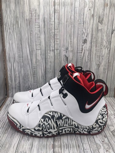 Nike Zoom LeBron IV 'Graffiti' White DJ4888-100 Men’s Size 10 No Box Lid