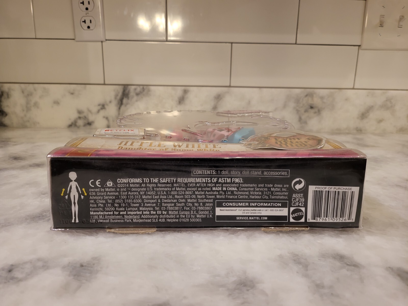 Ever After High Way To Wonderland Apple White Netflix Doll Mattel 2014