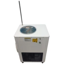 10L Laboratory Chiller Circulator, -30℃ Low Temperature Cooling Circulator Pump,
