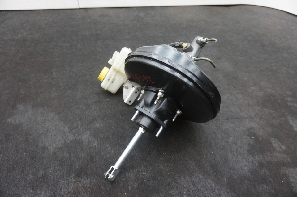 Power Brake Booster Servo Master Cylinder Reservoir 11C0673CP McLaren 650S 15-17 - Image 4 of 4