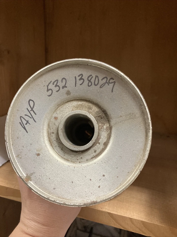 Polea apilable para tractor de césped Poulan modelo PP11536KA 532138029 Foto 2 de 4