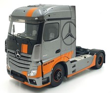 Solido 1/24 Scale S2400202 2019 Mercedes Actros Grand Prix Edition Truck Silver