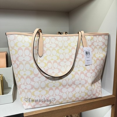 Coach City Tote Bag In Pretty Signature Canvas CDZ04 signature