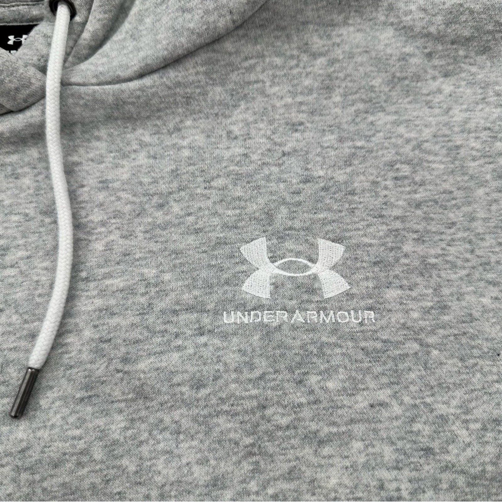 Under Armour Basic Heathered Gray Long Sleeve Hoo… - image 4