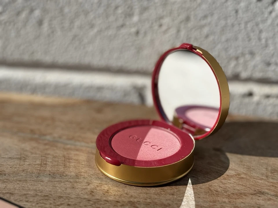 Gucci Beauty Limited Edition 2024 Cheek & Eye Powder - Intense Ruby 11 - Image 2 of 4