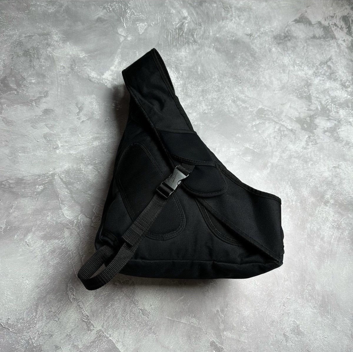 Nike 2000's black crossbody sling bag | eBay