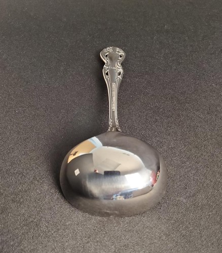Reed & Barton QUEENSDAY Gravy Ladle Stainless Flatware 6.5 in - Picture 2 of 5