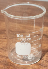 Corning Pyrex 100mL Glass Low Form Griffin Beaker Thick Rim Spout Made In USA