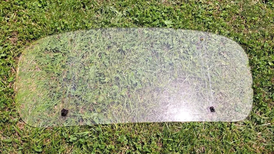 Cadillac Sedán Serie 61 62 1942 ventana trasera vidrio 4 puertas 4 puertas 42 militar Foto 3 de 4