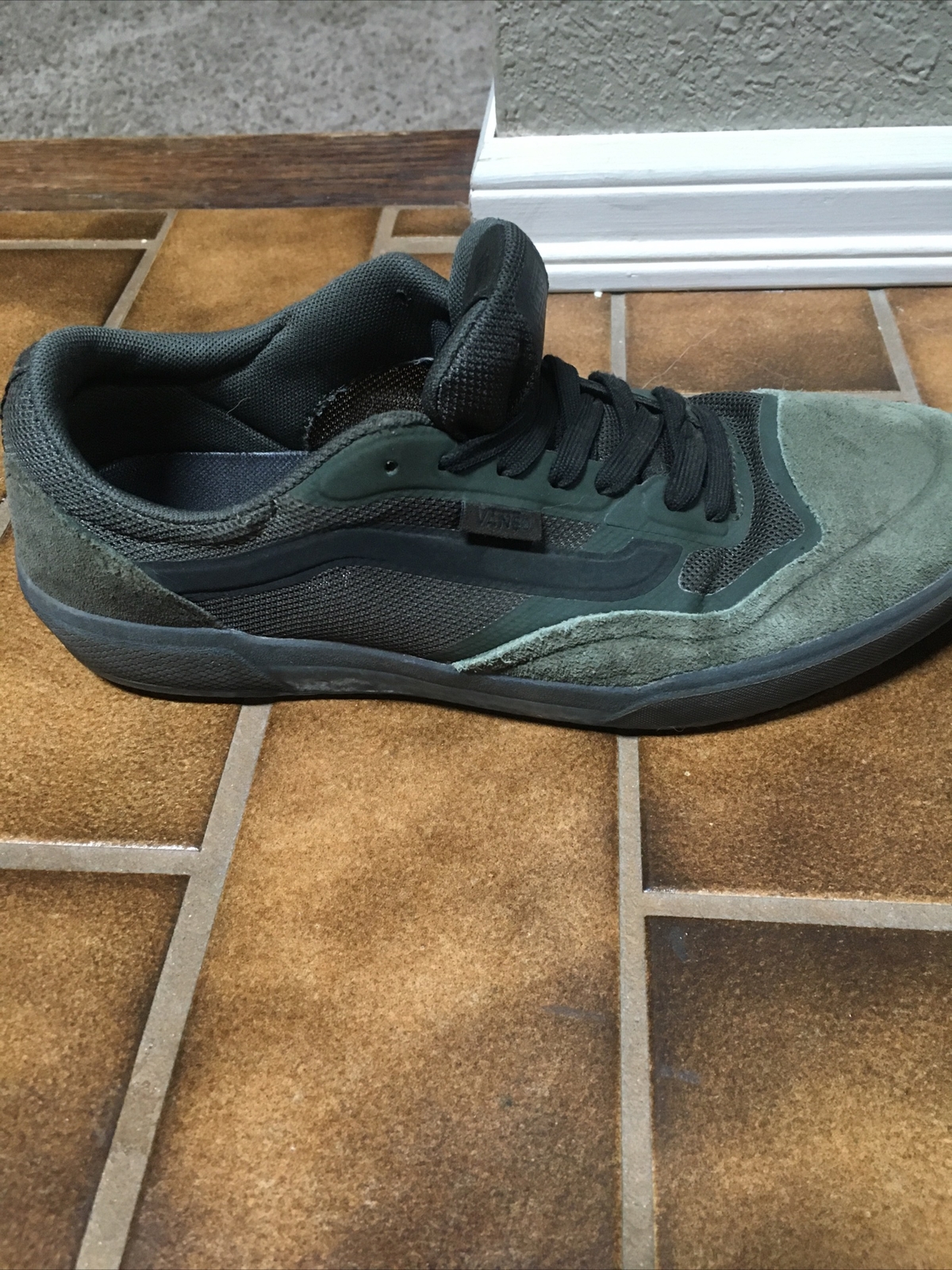 vans ave pro pine