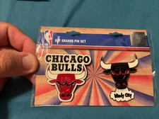 Chicago Bulls Jumbo Pin Set NBA. 2PC Set
