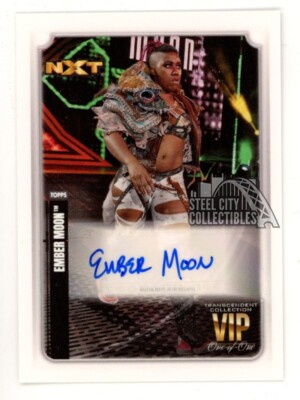 Ember Moon 2020 Topps Transcendent WWE VIP Autograph Card #A-EM 1/1