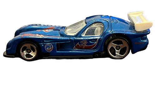 1997 Vintage Hot Wheels 1:64 Scale Panoz GTR-1 - Picture 4 of 24