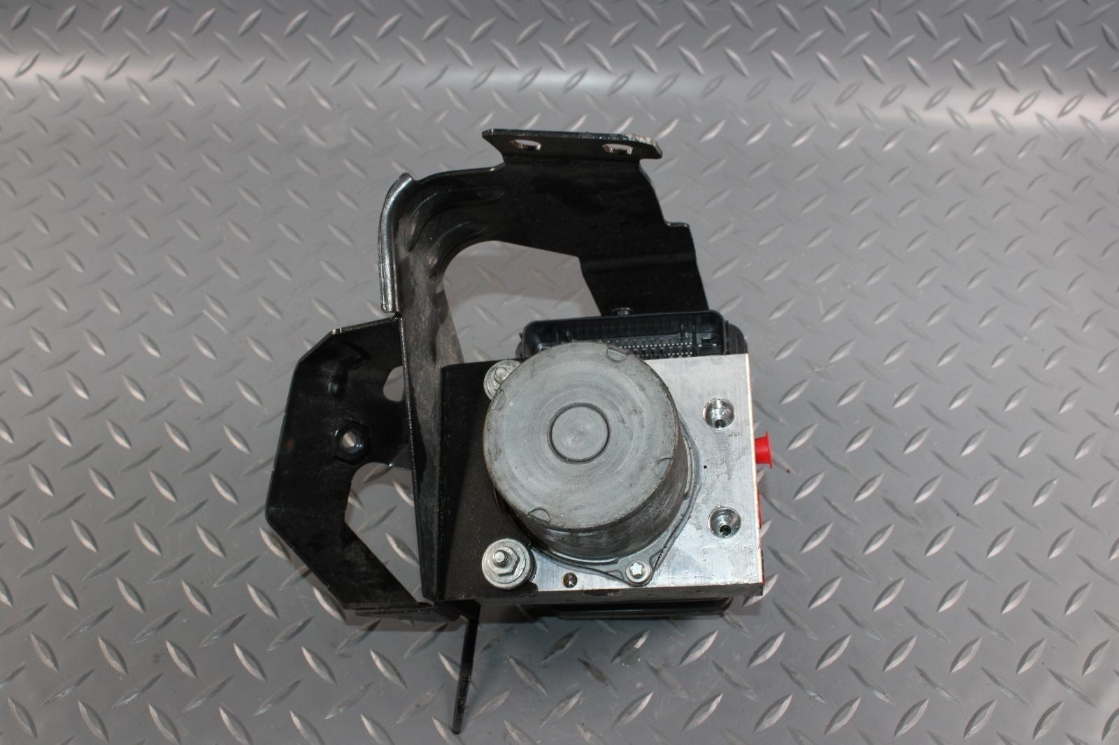Maserati Ghibli 2014-2021 Abs pump motor