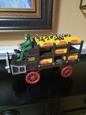 CAST IRON VINTAGE PEPSI COLA DELIVERY TRUCK WAGON W/SODA CRATES