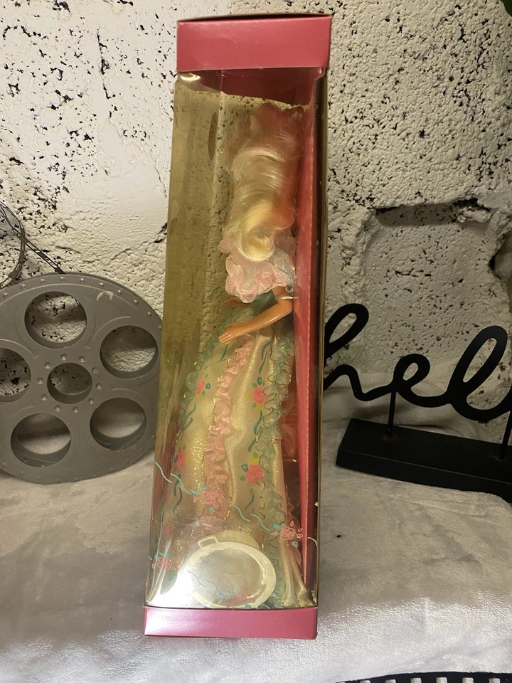 Muñeca Barbie Mattel 1992 fiesta de cumpleaños 3388 en caja original Foto 3 de 4