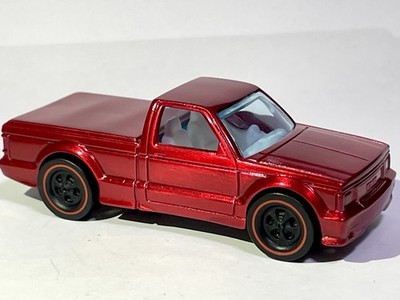   Hot Wheels CUSTOM MADE Redline Hot Trucks '91 GMC Syclone Spectraflame Red