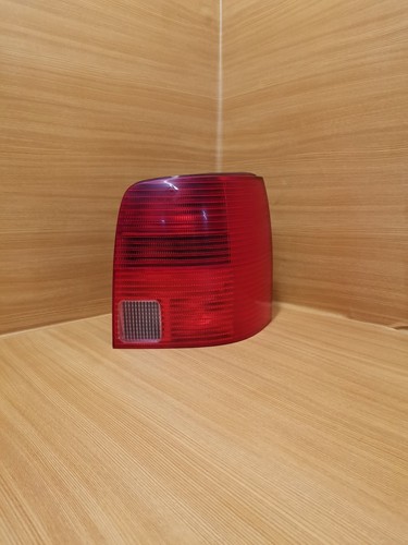 Passat 3B5 Kombi Rücklicht Rückleuchte hinten rechts 3B9945112F