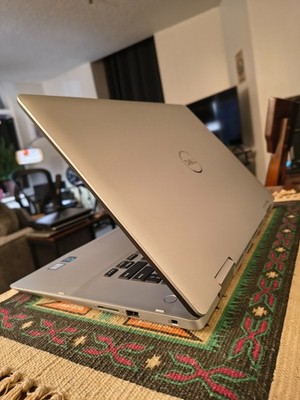Dell Inspiron 15-5582 2in1 Core i3-8145u@2.1Ghz 12gb 256GB NVMe+1TB HDD Win11Hm