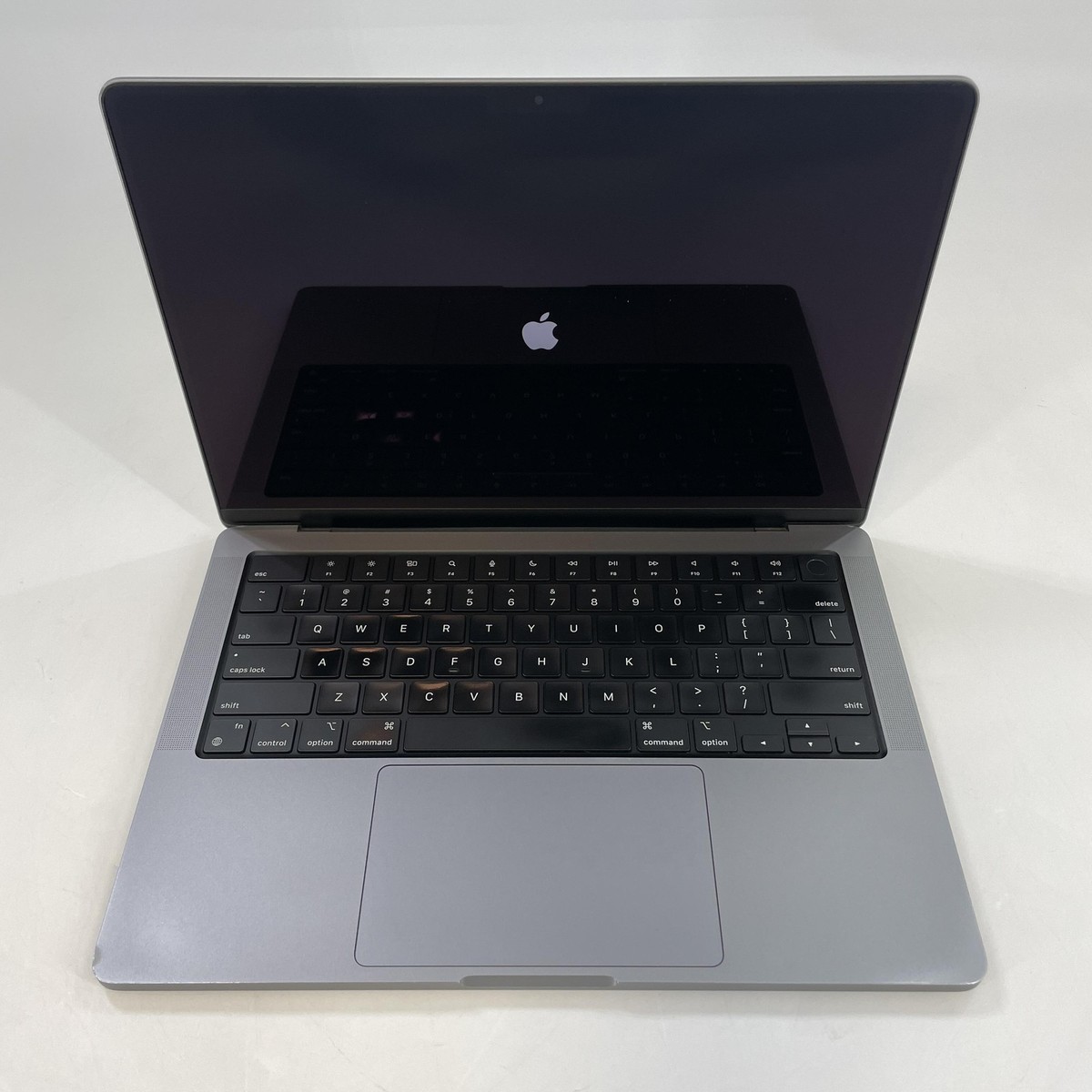 MacBook Pro 2021 14インチ スペースグレー MacBook Pro 14 Space Gray 2021 3.2GHz M1 Pro 8-Core CPU 14-Core
