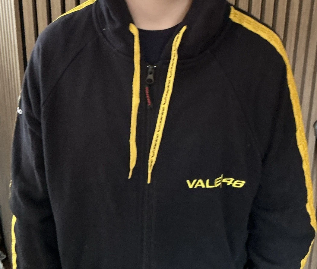 VR46 Felpa con cappuccio nera media ufficiale Valentino Rossi DARING RACEWEAR