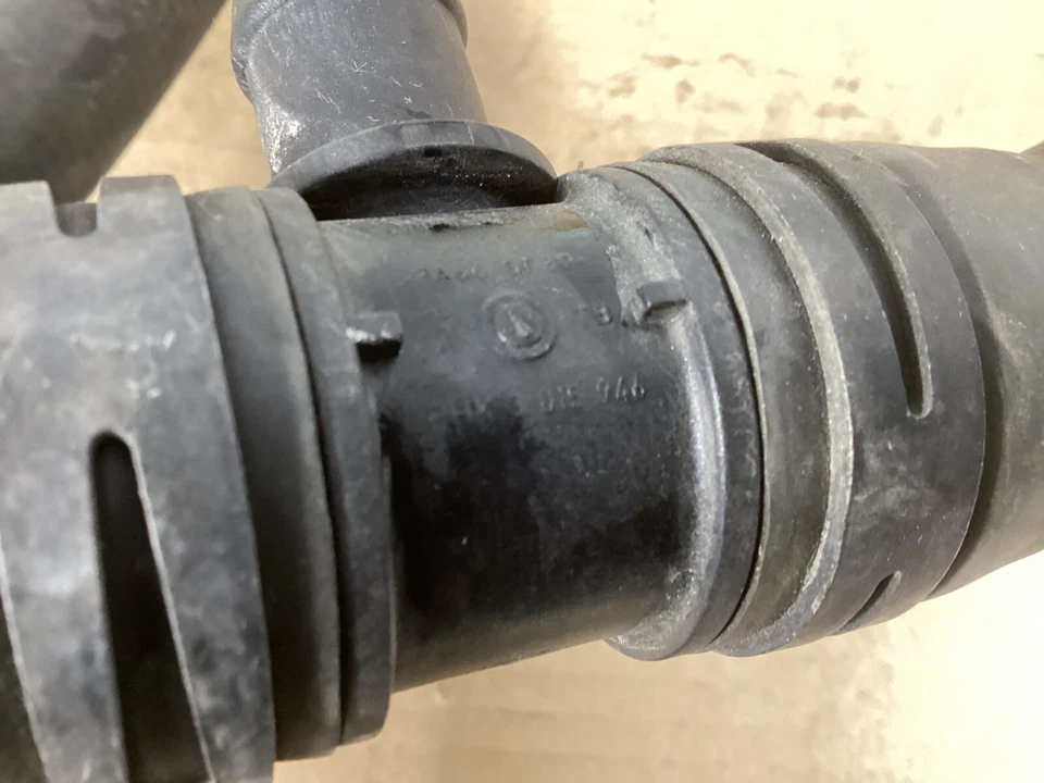 2007 - 2013 Mini Cooper R56 передний радиатор шланг охлаждающей жидкости трубопровод OEM. - Изображение 4 из 4