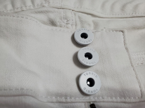 Torrid Jeans White Distressed Jegging 22 Cropped Stretch Women Size 22 HH-8 - Picture 3 of 18