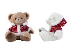 Teddy wei&szlig; sitzend super-s&uuml;&szlig; mit Winterkleidung ca. 22 x 22 x 22 cm