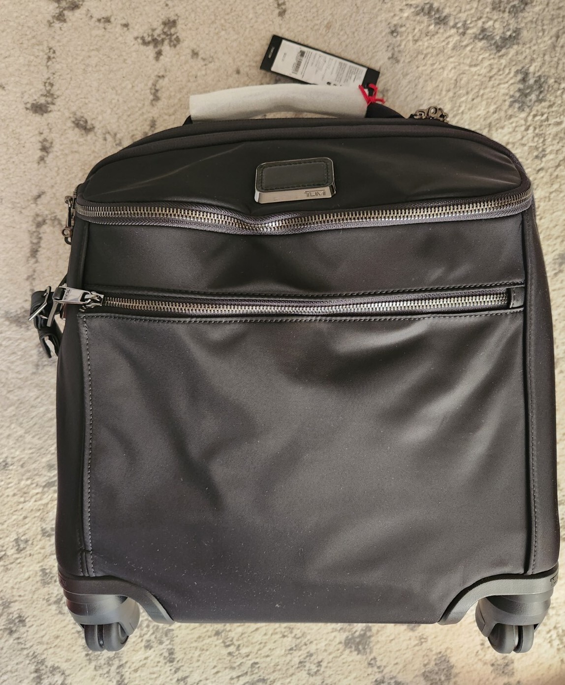 Tumi Voyageur Oxford 4 Wheel Compact Carry-On  Black Gunmetal Under Seat 196462